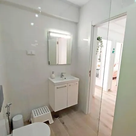 Lovely Terrace Apart. Downtown פארו