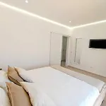 Lovely Terrace Apart. Downtown Апартаменты *
